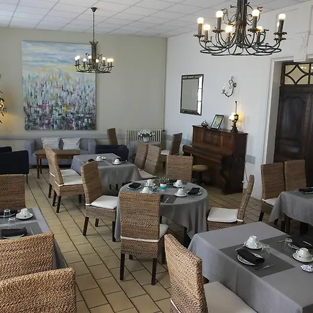 Отель Citotel De Provence 3*
